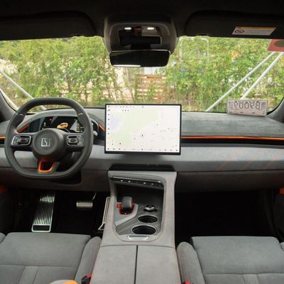 2023 Zeekr 001 Car 100kwh Electric Car EV Car Pure Electric Car 4WD UTV 4WD Ruota SUV Collisione Colore del tetto