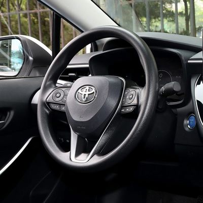 70Kw Potenza totale del motore Auto elettrica personalizzata 2023 Toyota Corolla 1.8L Doppio motore Versione pioniera Energia Compatta Hybrid Car