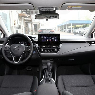2023 Toyota Corolla 1.8L Double Engine Elite Edition Hybrid Compact Car con Design