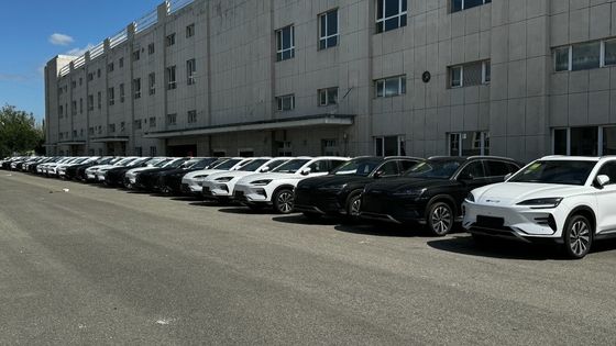 2023 EV Byd E2 Edizione di lusso Auto elettrica pura Usata / Tipo di carrozzeria chiusa Edizione bianca