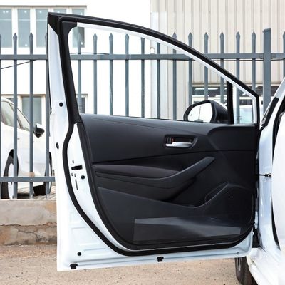 Tipo di energia ibrida Toyota Levin Smart Electric Car 1.8L Luxury Edition EV Due motori