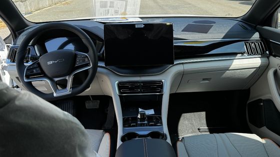 2023 Byd E2 EV Car Luxury Edition Pure Electric Car con colore bianco e sterzo sinistro