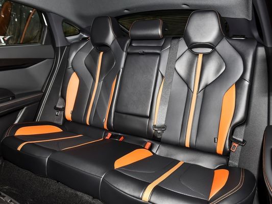 Uni-V 5 posti auto a benzina richiesta personalizzata Changan Uni-V 1.5t auto a benzina berlina