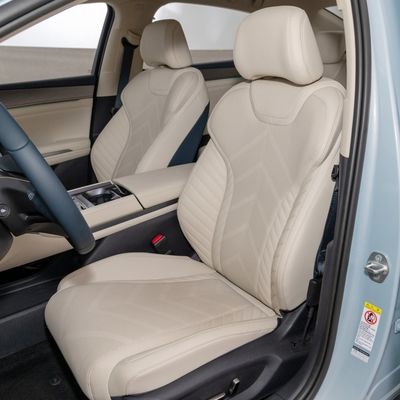 EV Car 2024 Byd Qin L Dm-I 120km Eccellenza Edizione Personalizzazione Personalizzabile 1.5L 101PS