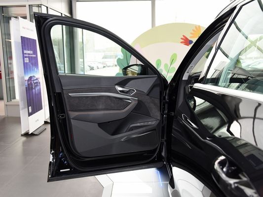 Audi E-Tron 2021 50 Quattro SUV elettrico utilizzato con sistema di frenata elettromagnetico