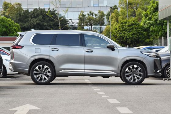 SUV Exeed Range Rover 400t 4WD Starelite 6 posti 2023 con elevati standard di sicurezza