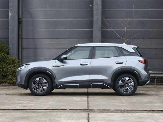 2024 401km Transcendence SUV colore esterno bianco BYD Yuan UP con tecnologia avanzata
