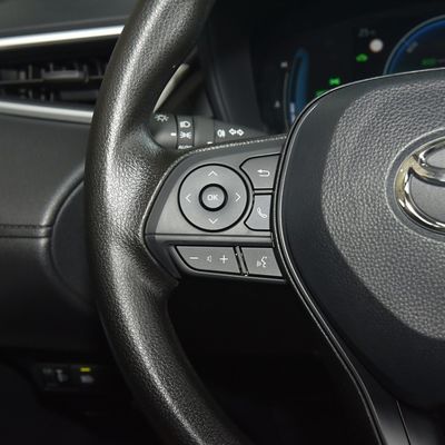 Toyota Corolla Cross 2.0L Intelligent Electric Elite Edition a doppio motore tipo combustibile ibrido