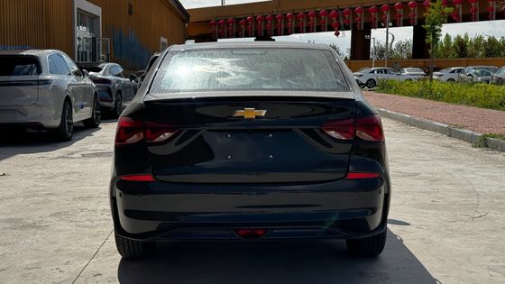 2024 Ultima Chevrolet Monza 1.3t Sedana ibrida in nero Color esterno 4656*1798*1465mm