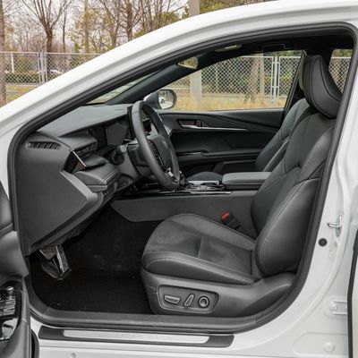 2024 Camry 2.0hxs Sports Plus Versione Hybrid Car con e E-CVT Stepless Transmission