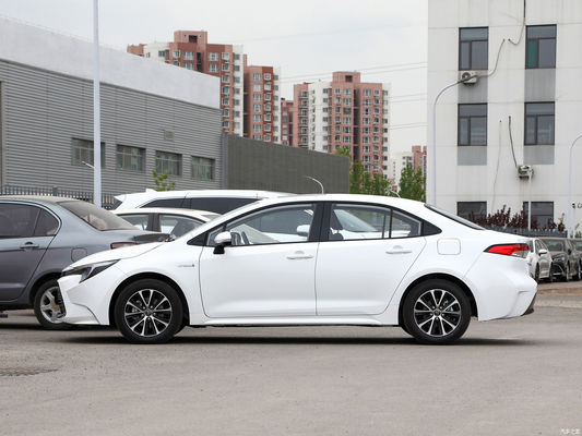 Auto 1.8L Hybrid a doppia frizione Toyota Levin Sedan Auto a benzina con opzione di personalizzazione