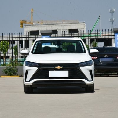 Personalizzazione Chevrolet Monza 1.5L Bianco/Nero Modello 2024 Enjoy Edition Sedie auto piccole/grandi/intelligenti 3