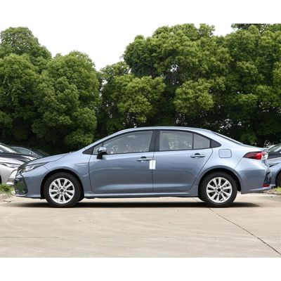 185 N-M Total Torque Hybrid Car Toyota Corolla 1.8L Elite Edition 2023 Doppio motore