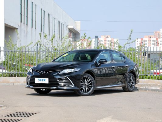 2023 Toyota Camry Auto a benzina 2.5g con 5 posti e velocità massima fino a 210 Km/h