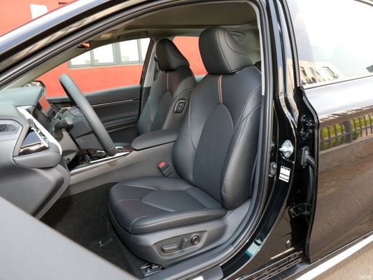 152kw 2023 Toyota Camry 2.5g Edizione Deluxe Sedan Benzina 2.5L 207HP L4 Hot Item