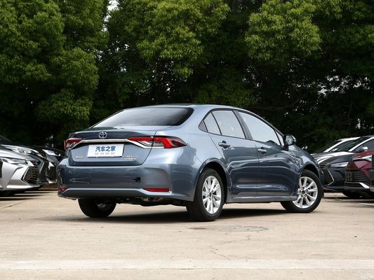Richiesta personalizzata Toyota Corolla 1.8L Hybrid Elite Sedane 5 Personalizzazione