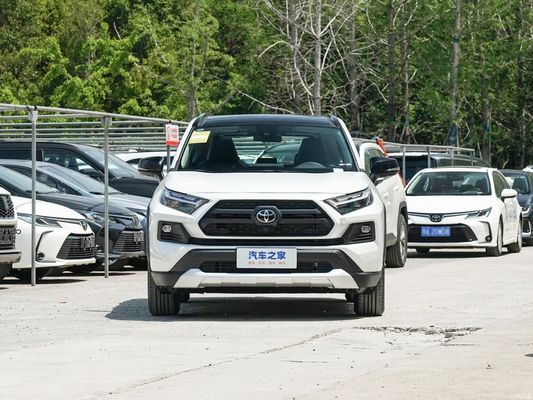 Richiesta personalizzata 2023 Toyota RAV4 SUV 2.0L CVT 4WD Adventure Plus con 5 posti