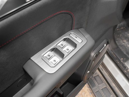 2023 Jetour Traveller 2.0t Awd SUV a benzina da 5 posti personalizzazione per il tuo mercato