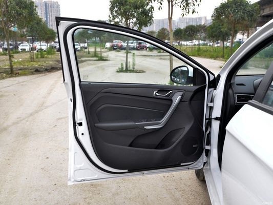 Arrizo5 1.6L CNG Deluxe Model Sedan con servizio post-vendita online/locale e Arrizo5