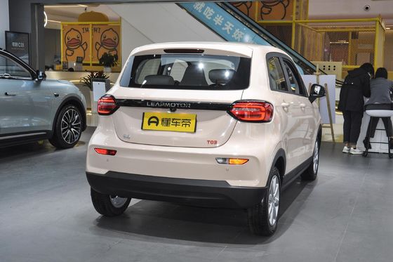 Tipo di carrozzeria chiusa e sedili per 5 2022 Leapmotor T03 Amber Edition