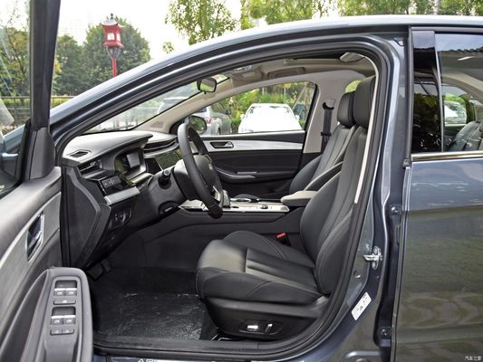 Chery Arrizo5 Plus 1.5L Gasoline Car All Series con scelta di personalizzazione del volante sinistro