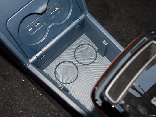 Geely Geometry E 401km Thunderbolt Tiger 5 posti a sedere Veicolo elettrico SUV EV con 5 posti a sedere