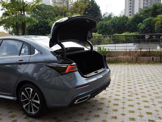 Chery Arrizo5 Plus Ozawa 1.5T CVT Smart PLUS Sedan La berlina definitiva per il tuo business