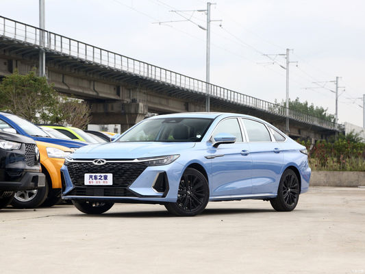 Chery Arrizo 8 auto a benzina DCT con 5 posti e servizio post-vendita online / locale