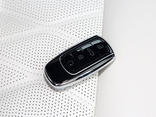 Chery Arrizo 8 auto a benzina DCT con 5 posti e servizio post-vendita online / locale