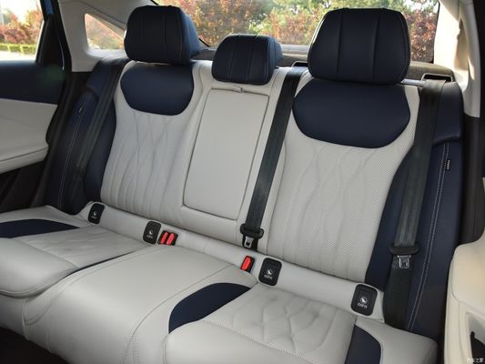 Chery Arrizo 8 DCT Auto a benzina per il tuo business 5 posti 4780*1843*1469 Dimensioni