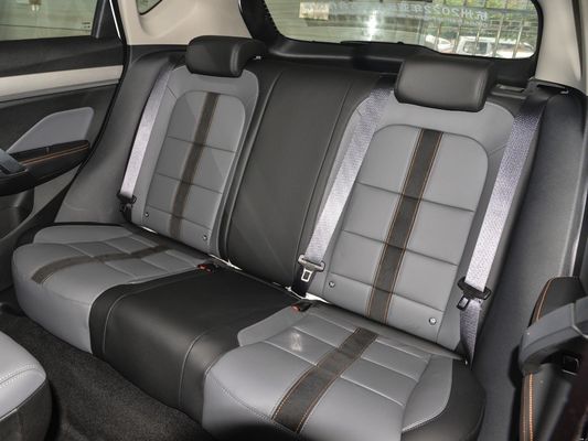 Preparazione 1340 Kg Geely Coolray 1.5t DCT Platinum Edition 2023 SUV Gasoline Car RWD