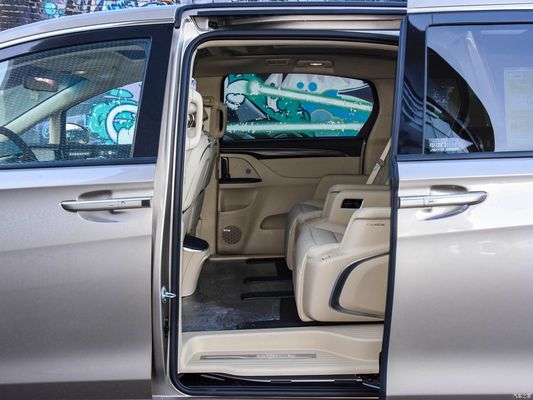 Buick GL8 2023 Es Smart Flagship Version MPV a benzina velocità massima 195 Km/h per il beneficio
