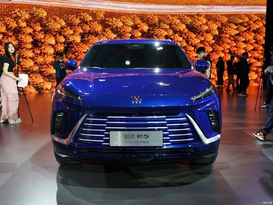 Tecnologia dei veicoli elettrici Buick E5 Avenir 4WD con 603 km di autonomia Cltc Pure Electric