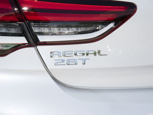 Guida a sinistra Tipo 2024 Buick Regal 2.0t Automotive Regal Turbo 28t Indulgent Edition