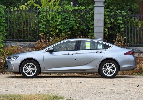 Servizio post-vendita online / locale 2024 Buick Regal 25t Super-Enjoyment Sedan a benzina