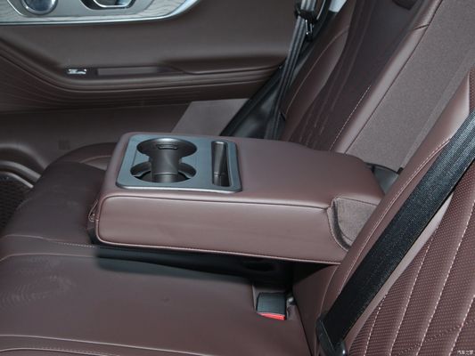 Chery Tiggo 8 PRO SUV a prezzi accessibili Benzina e Servizio post-vendita online / locale