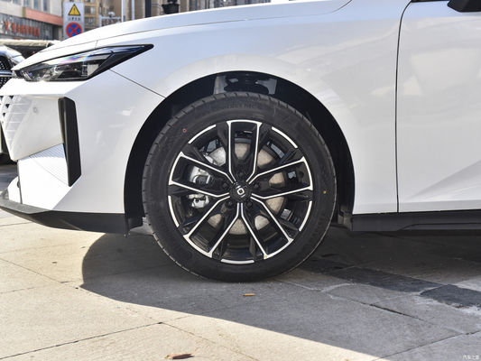 FWD Drive Changan Qiyuan A06 Hybrid-Electric-Vehicles con cilindrata 1600-2500cc