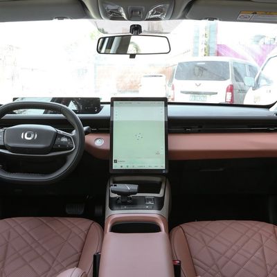 Qiyuan A06 Hotsales Hybrid Cars con certificazione Mgnt e sistema di frenatura idraulica