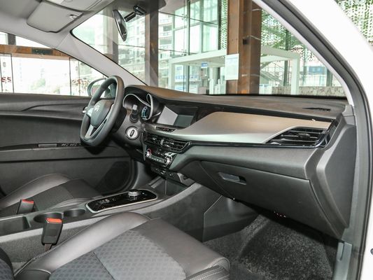 Mcpherson sospensione indipendente e velocità massima di 145 km/h 2022 Changan Eado EV460 EV Car
