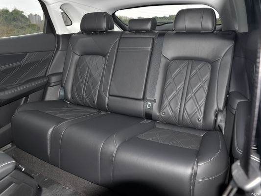 Changan Uni-K 2.0t 4WD Yuexiang SUV Auto a benzina con 4865*1948*1690 Dimensioni