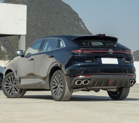 Benzina Changan 2023 Uni-K 2.0t due ruote a trazione 5 porte 5 posti SUV in lega di alluminio