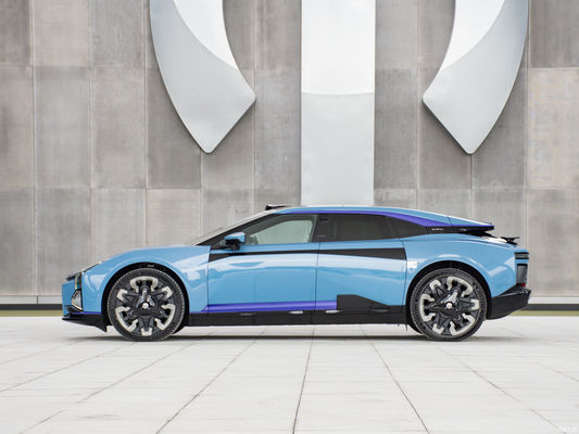 2023 Hiphi Z Electric Car con velocità massima di 200 Km/h e tipo di energia elettrica pura
