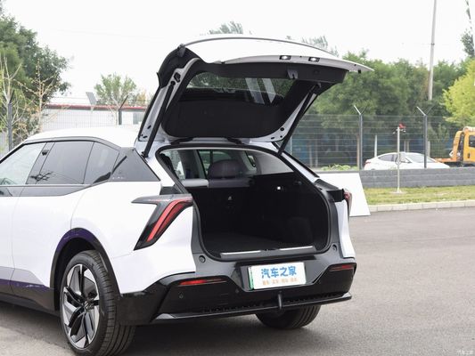 BEV HiPhi Y 2023 560 km Elite Electric Car con 560 km di autonomia