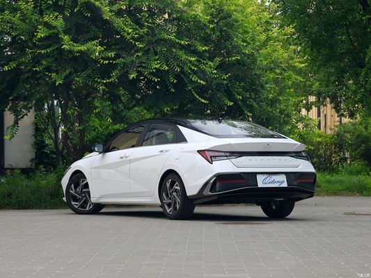 Hyundai Elantra 2023 1.5L CVT Top Flagship Edition Disposizione 1000-1600CC