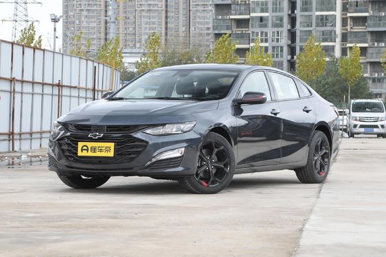 Chevrolet Malibu XL 2022 Redline 550t Rui Zhi Edition con volante sinistro 4933x1854x1473