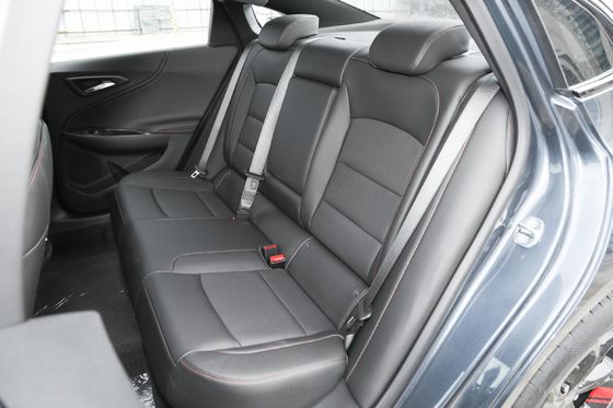 Chevrolet Malibu XL 2022 Redline 550t Rui Zhi Edition con volante sinistro 4933x1854x1473