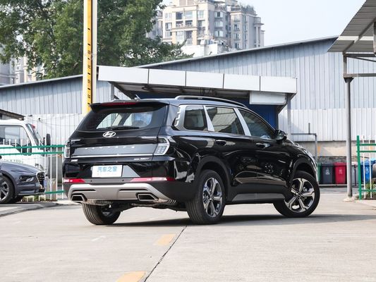 Guida a sinistra 2023 Hyundai Santafe Traveller 380t Gdi 4WD Lux Htrac versione 6 posti