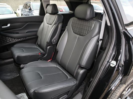 Guida a sinistra 2023 Hyundai Santafe Traveller 380t Gdi 4WD Lux Htrac versione 6 posti