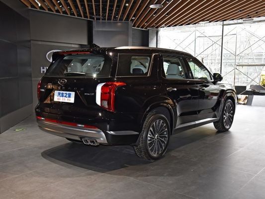 Hyundai Palisade 3.5L Automatic 4WD Calligraphy Auto a benzina con velocità massima di 210 Km/h
