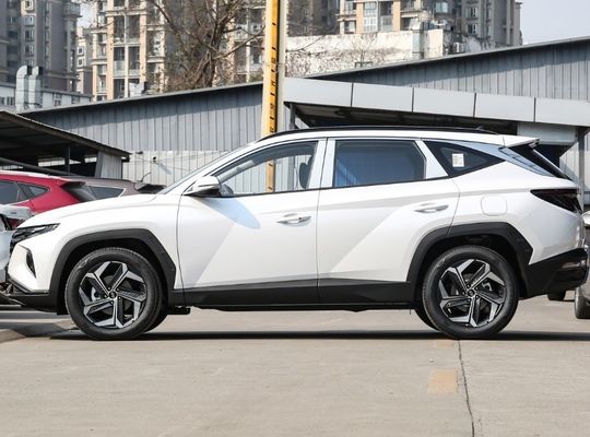 2023 Hyundai Tucson L 1.5t Automatico 2WD Dlx Gas Car 8 marce Dlx Versione 2WD Automatico